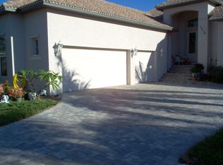 1014 Sonata Ln, Apollo Beach, FL 33572