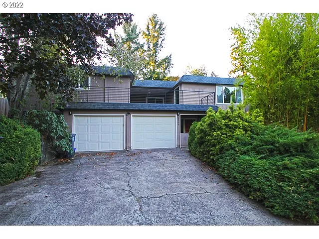 3366 Heather Way photo 1