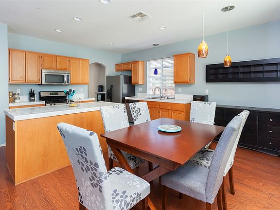 5th image of 27884 Almont Way