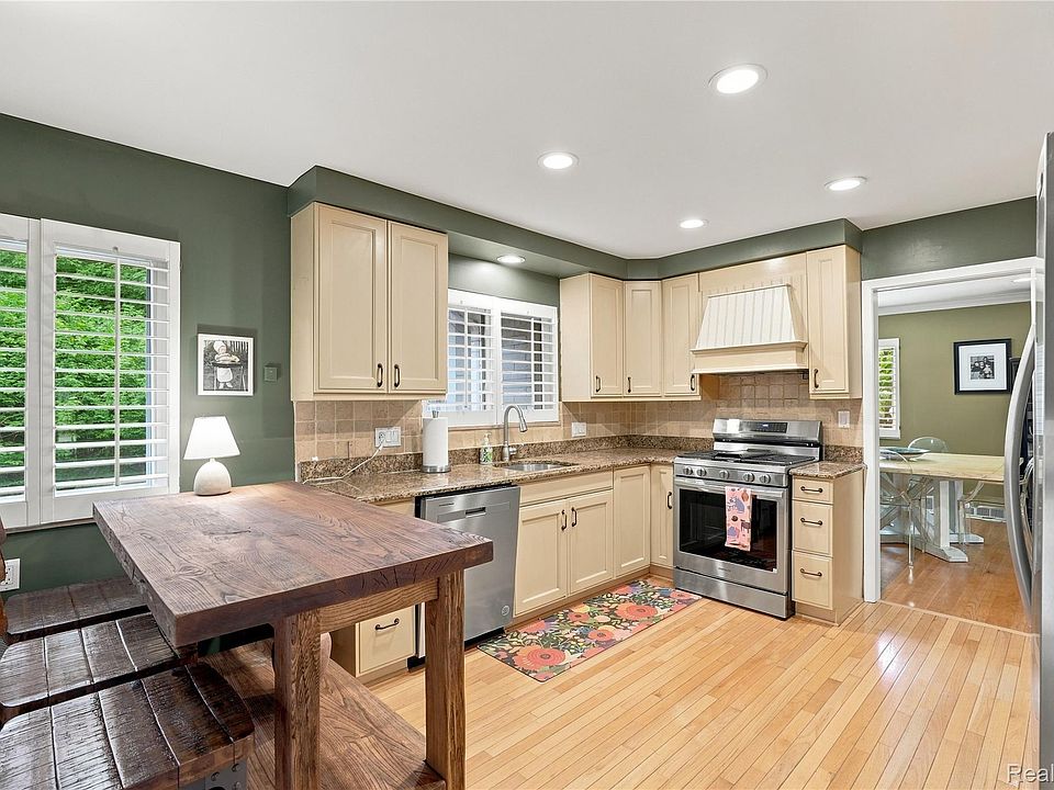 5523 Crabtree Rd, photo 9