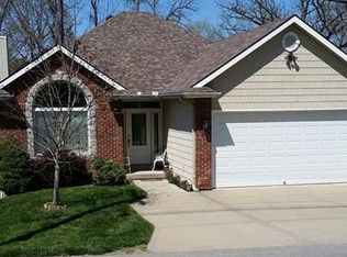 23 Clipper Dr, Lake Tapawingo, MO 64015