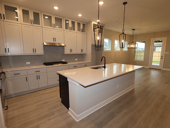 7th image of this home