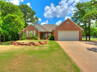 9080 River Birch Ct, Edmond, OK 73034