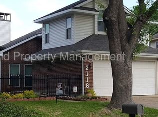 2118 Cologne Dr, Carrollton, TX 75007