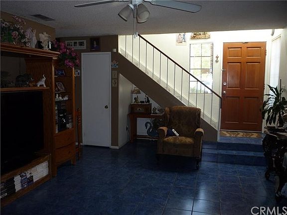 2nd image of 1693 Glenview Dr