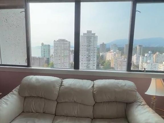 5th image of 1740 Comox St #1803