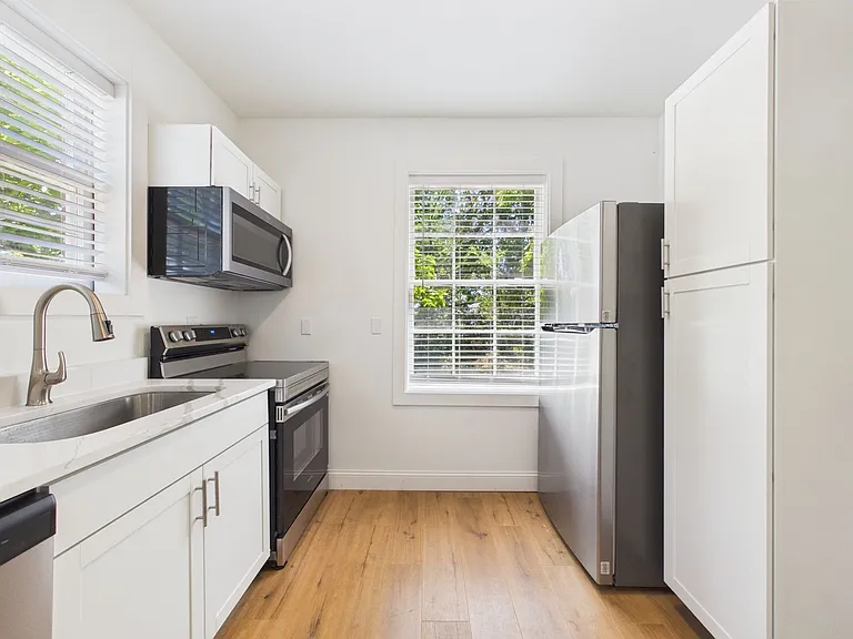 1703 Oakdale Ave #B — Photo 30