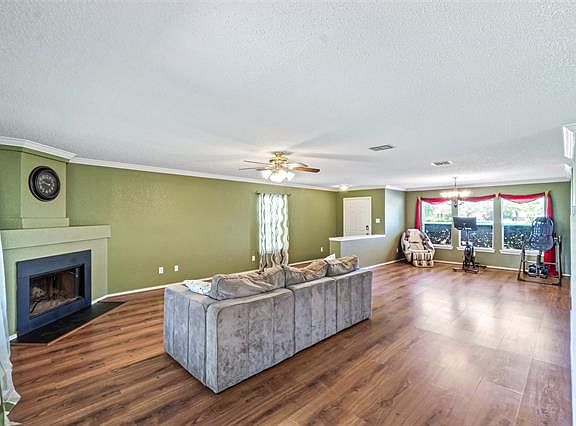 5th image of 2128 Glenhaven Dr