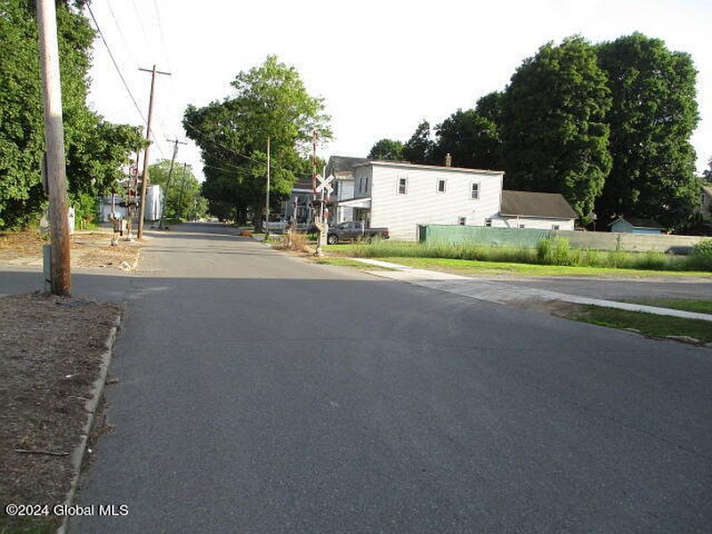 4th image of 22 Haskell Avenue