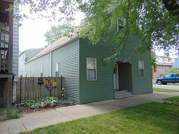 2nd image of 3200 S 49th Ave #1-2