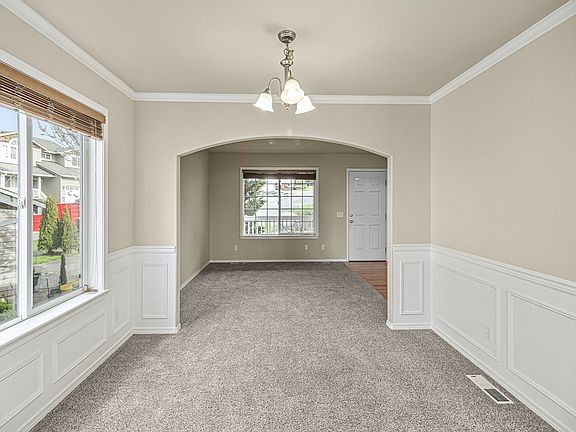 5th image of 6802 37th Pl NE