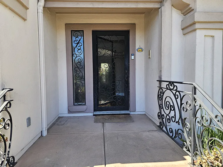 1805 Harriman Ln #A — Photo 18