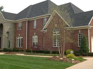 2626 Alia Cir, Louisville, KY 40222