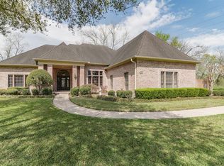 4114 Waterbeck St, Weston Lakes, TX 77441