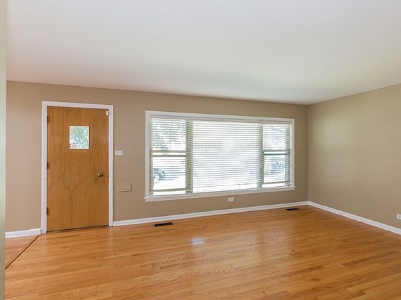 2nd image of 441 Arquilla Dr