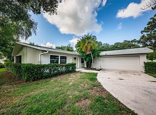 1001 Chinaberry Rd, Clearwater, FL 33764
