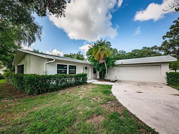 1001 Chinaberry Rd, Clearwater, FL 33764