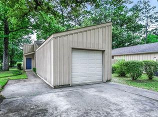 630 N Beau Chene Dr APT 11, Mandeville, LA 70471