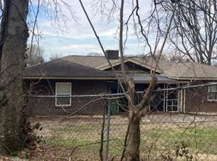 204 McCall Rd, Maryville, TN 37804