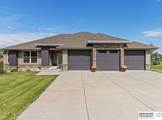 12115 N 67th St, Omaha, NE 68152