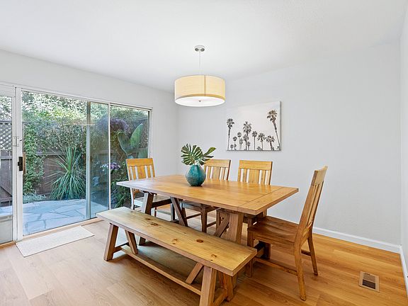 3rd image of 1748 Garza Ln #1