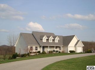 880 Buena Vista Dr, Brownstown, IN 47220