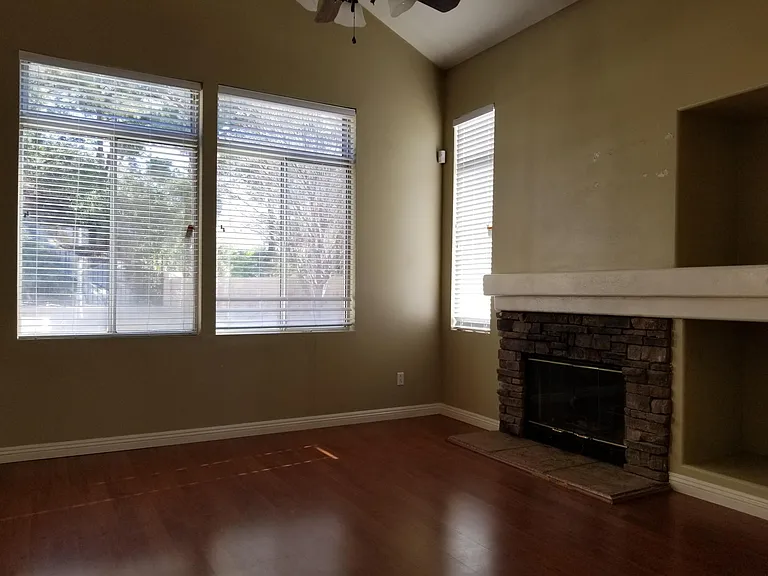 29122 Mammoth Ln — Photo 5