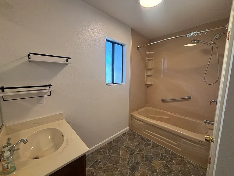 607 Riverview Pl — Photo 8