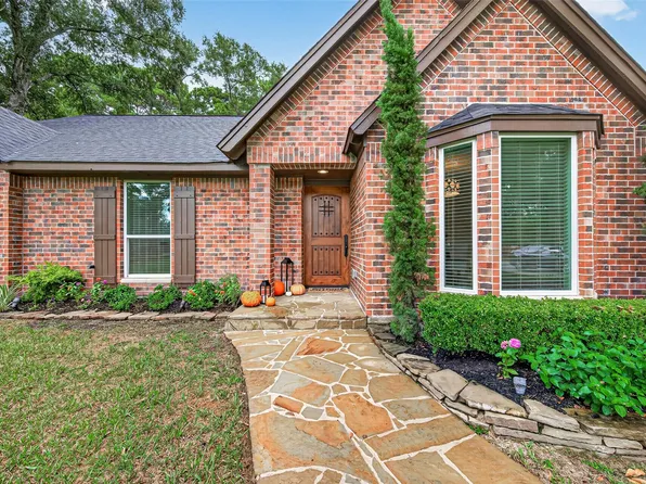 8906 Seber Dr, Tomball, TX 77375