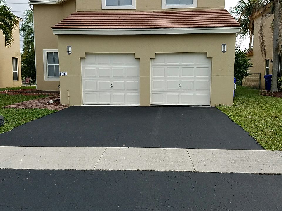 2nd image of 1941 NW 184th Ter
