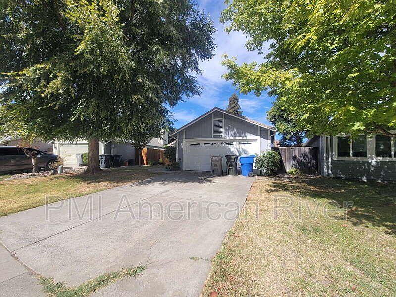 1st image of 284 River Run Cir