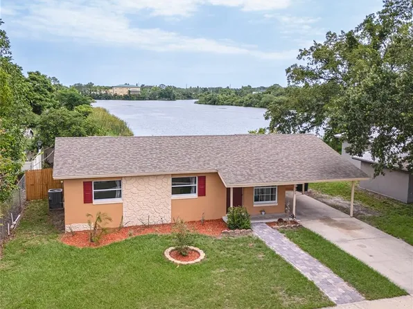 331 Greens End St, Orlando, FL 32810