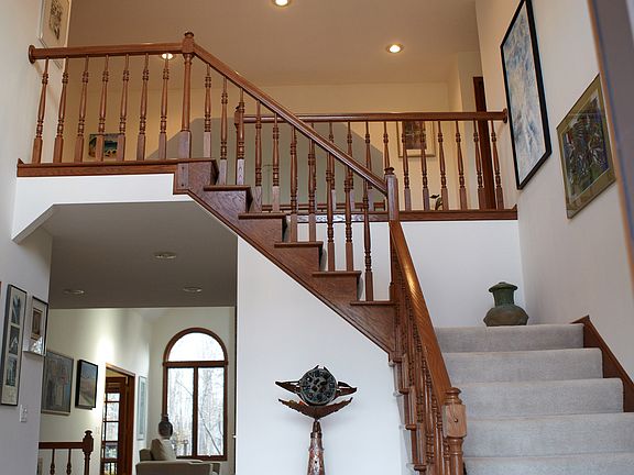 3rd image of 2885 Oakwood Dr