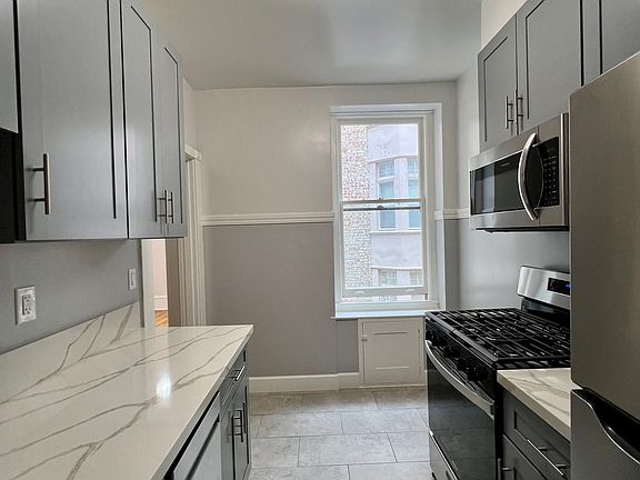 3rd image of 847 Sutter St #410