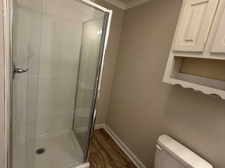 817 College St #4 — Photo 15