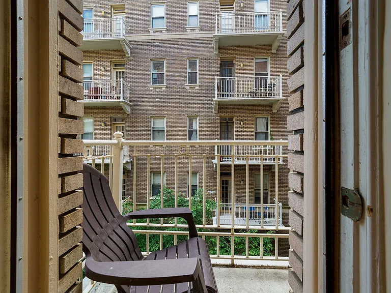 1308 Clifton St NW #307 — Photo 17