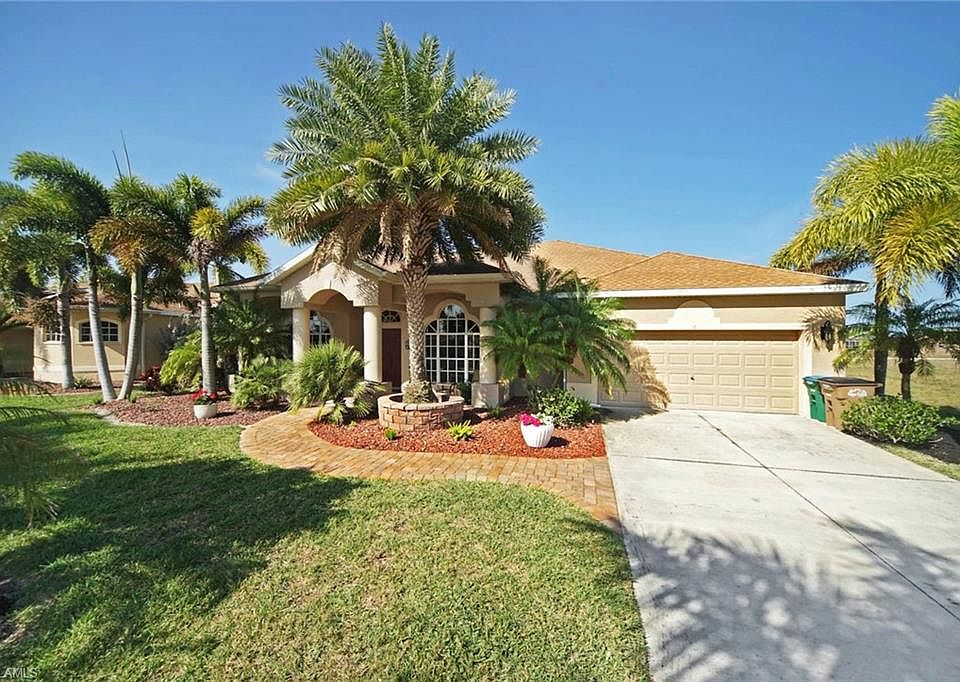 1st image of 708 NW 37th Ave