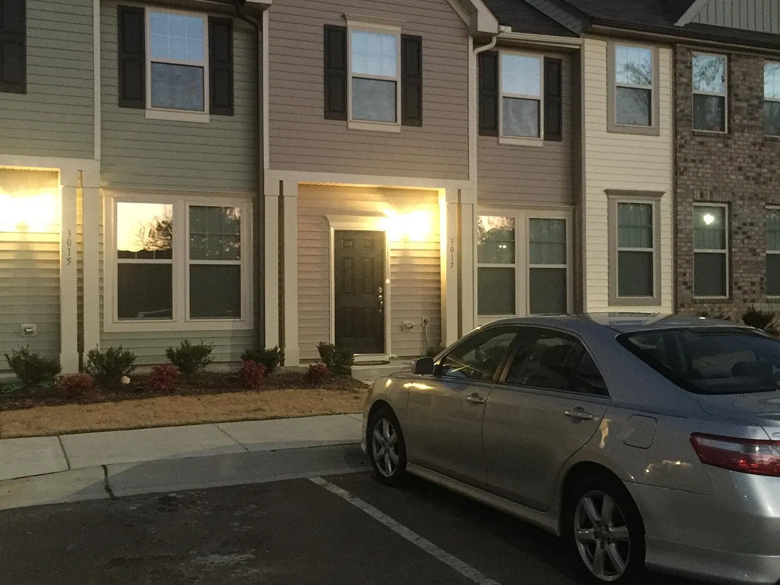 4 bed, 1520 sqft, $750 — Photo 1