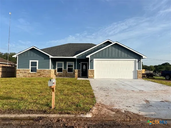 808-810 Buttercup Dr, Edna, TX 77957