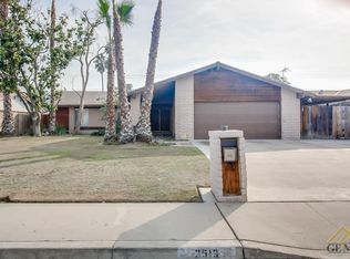 3513 De Souza Pl, Bakersfield, CA 93309