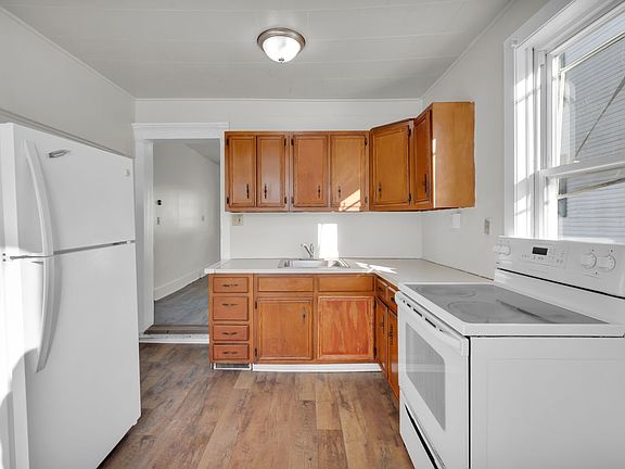 4th image of 520-530 Washington St #A