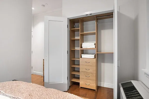 Rented by REAL New York | media 14