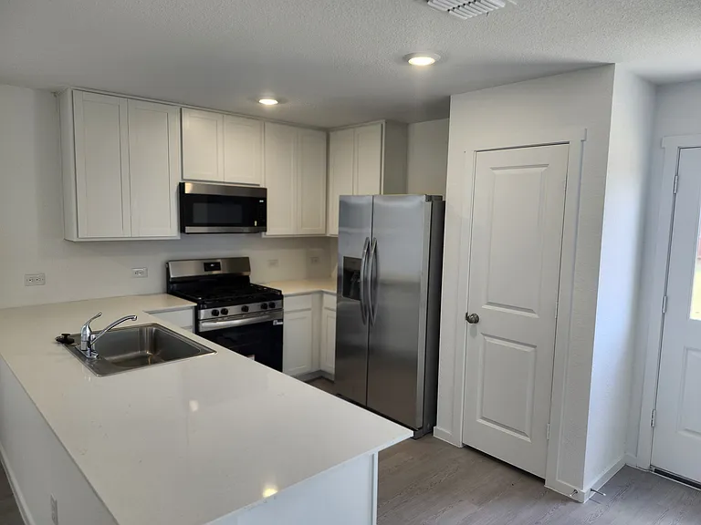 407 Backcountry Dr — Photo 10