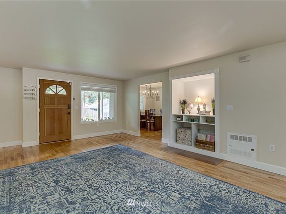 2nd image of 7353 NE 140th Pl