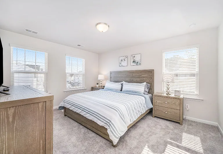 318 Lanyard St — Photo 25