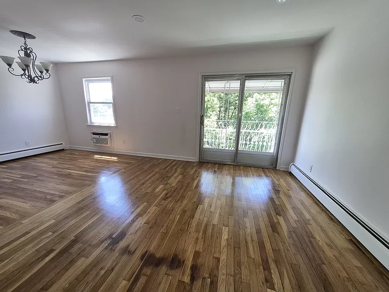 2253 76th St #3 — Photo 4
