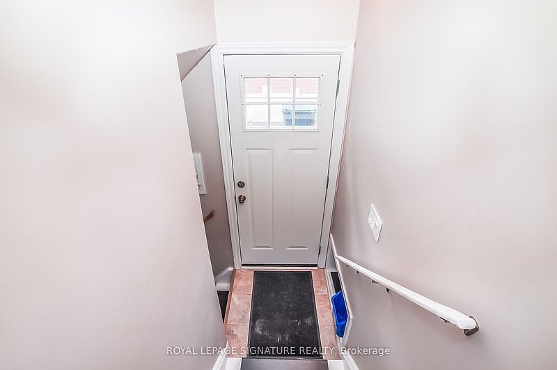 Toronto House for rent - 4 Bedrooms — photo 22