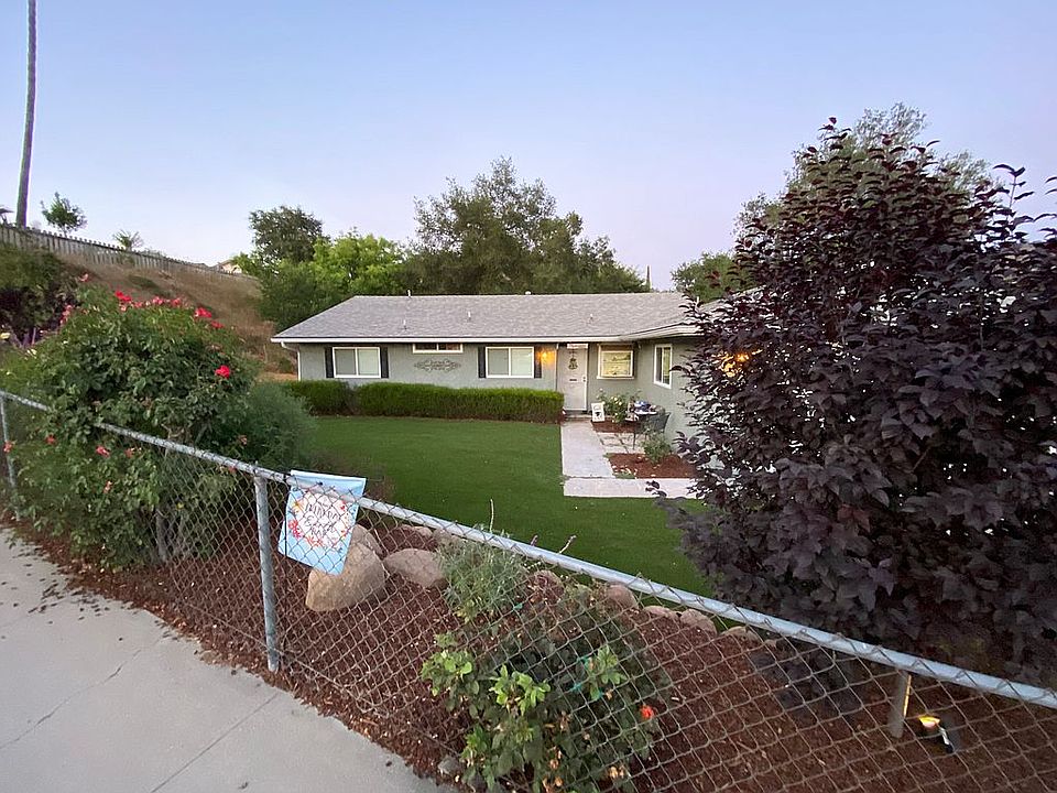 1st image of 10484 N Dale Ave