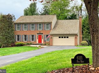 6111 Fox Run, Fairfax, VA 22030