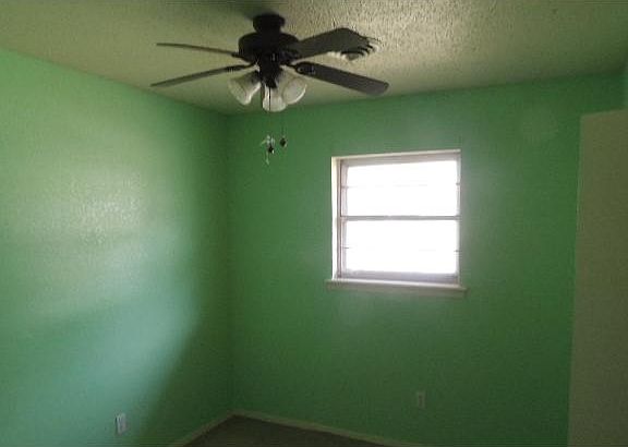 3rd image of 2100 Vickie Dr